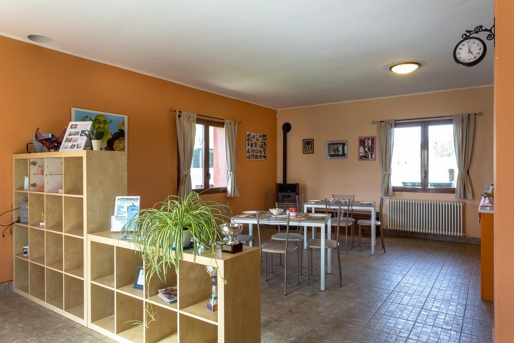 Agriturismo Jesson Rosamund Cantù Pokoj fotografie